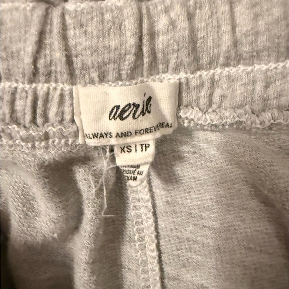 Aerie Baggy Barrel Leg fleece sweatpants - Picture 4 of 4